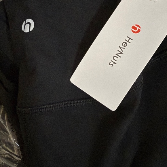 HeyNuts Essential 7/8 Yoga pant 25” with Pocket XL Black— NWT - Picture 4 of 6